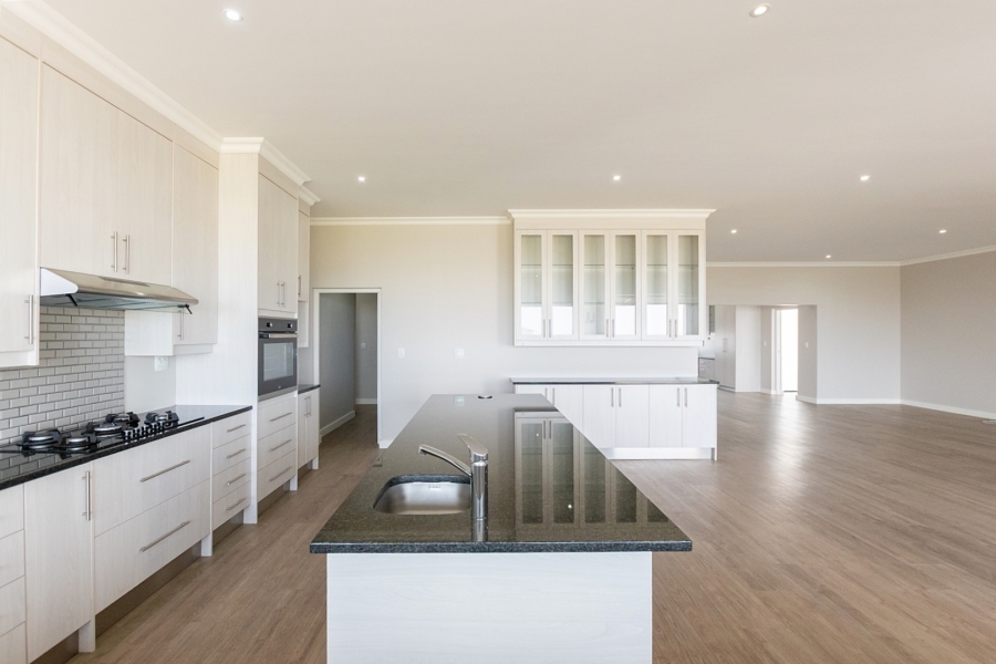 4 Bedroom Property for Sale in Myburgh Park Western Cape